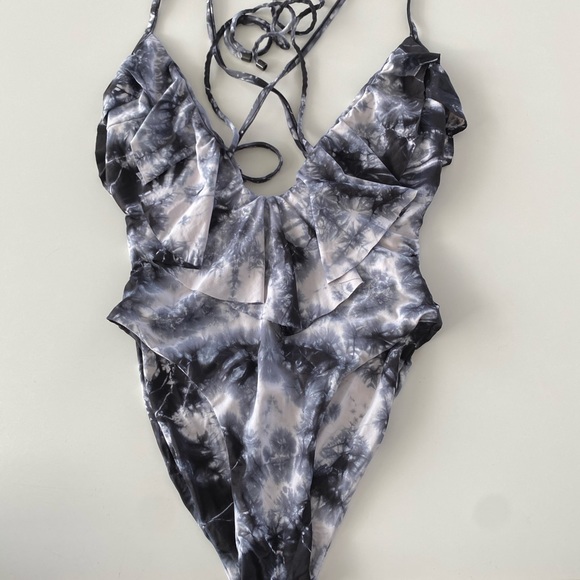 Blue life ruffled romance swimsuit in black orchid - Picture 6 of 8